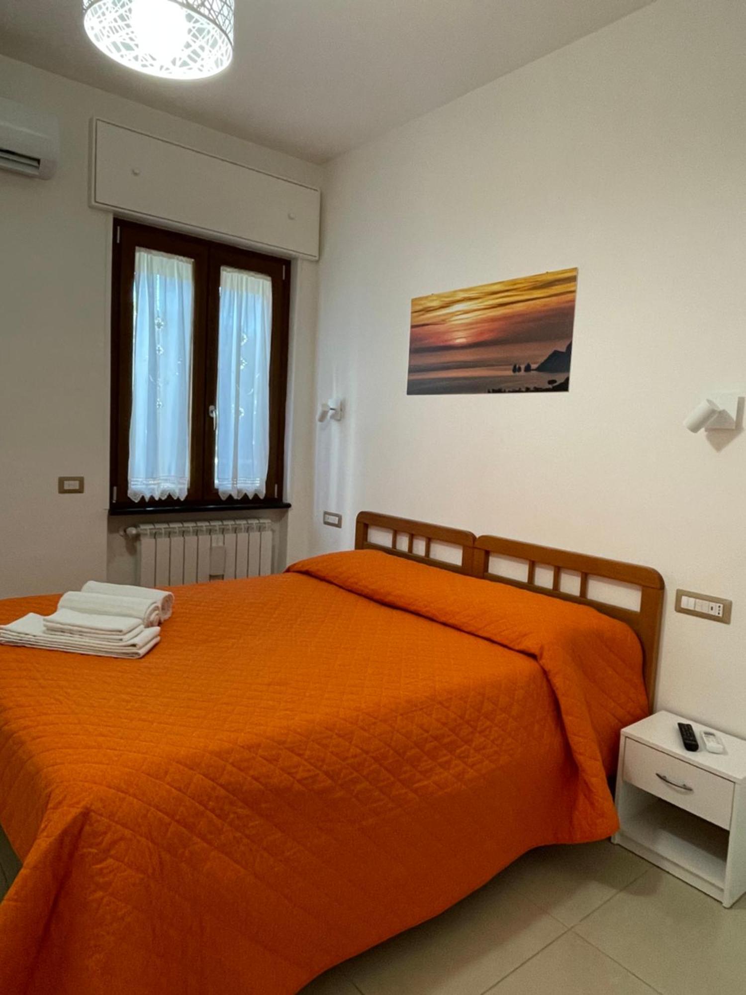 Casa Vacanze Casanova Аджерола Экстерьер фото